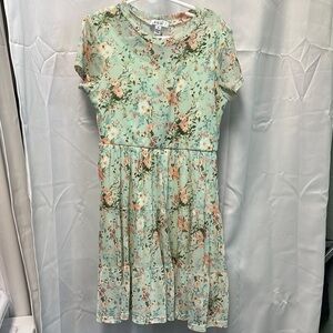 AUW Green Pleated Sundress with Crew Neck